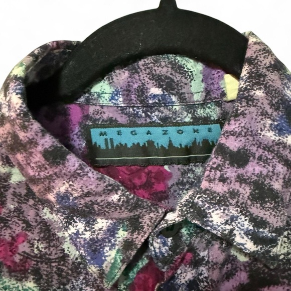 Kramer core wacky button down - Picture 2 of 3